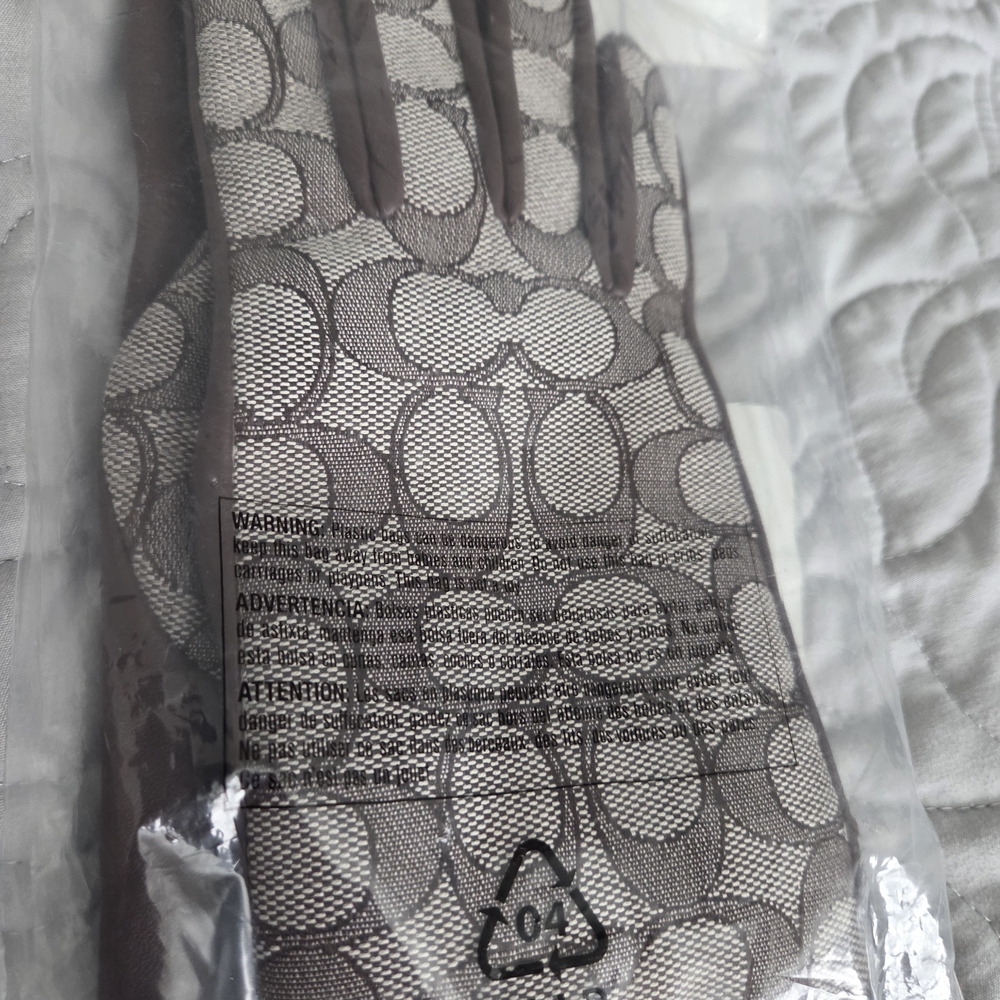 Coach Brown Signature Gloves